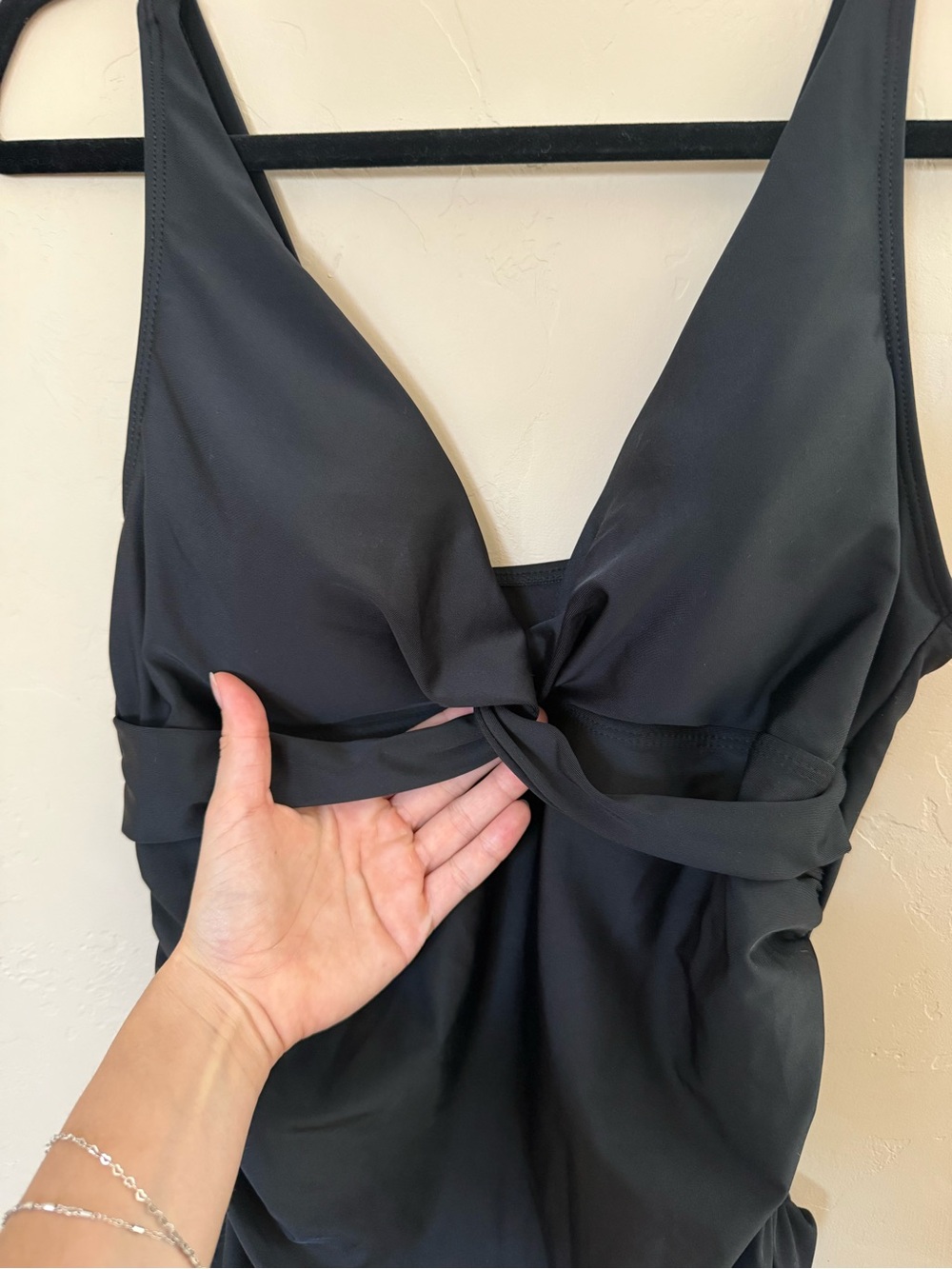 Smismivo Black Ruched One Piece Swimsuit Twist Front Swimwear XXL - Picture 7 of 11
